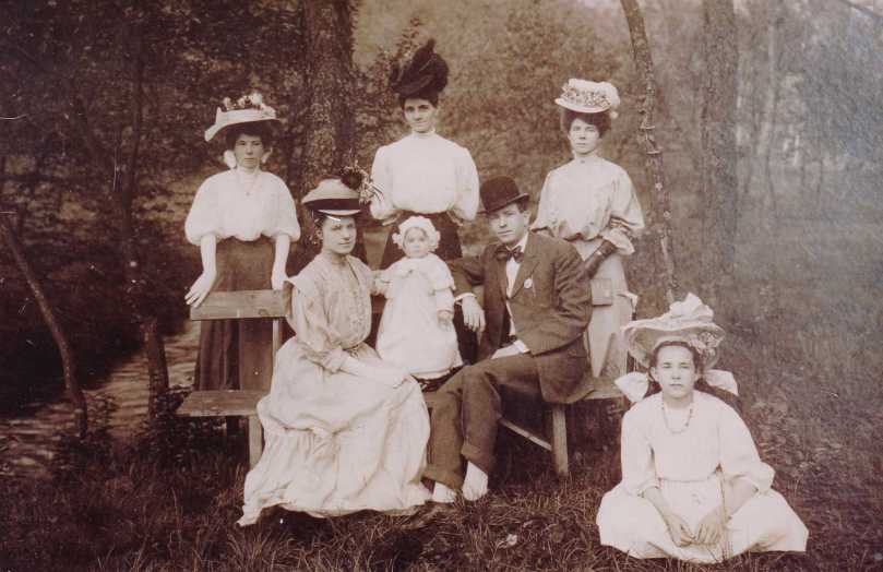 4a3f8765-93b1-467a-9ba7-121d917f6085