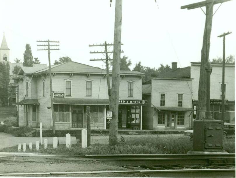 Red & White Grocery c1940s